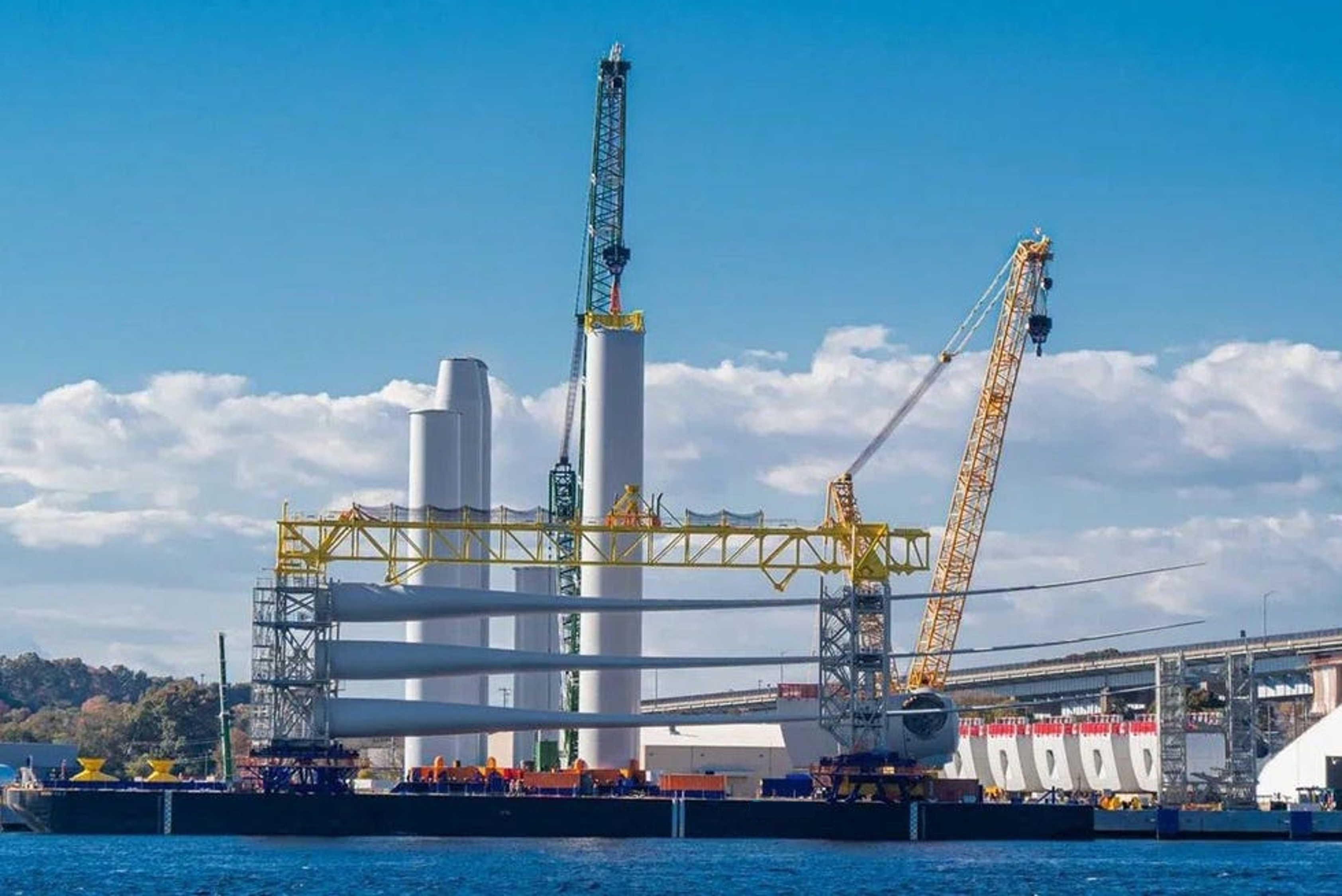 Offshore equipment & vessel integration